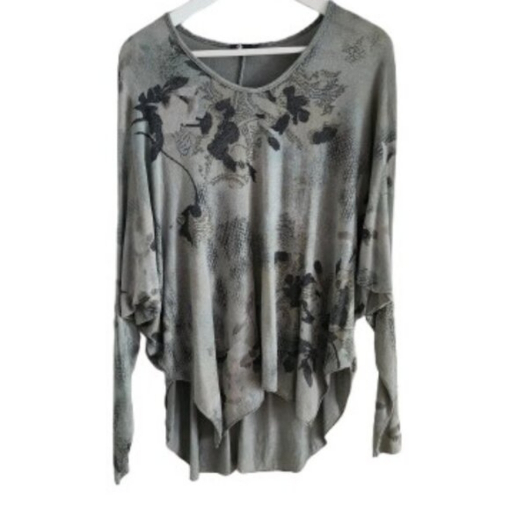 Made in Italy sage green & gray oversized sweater
